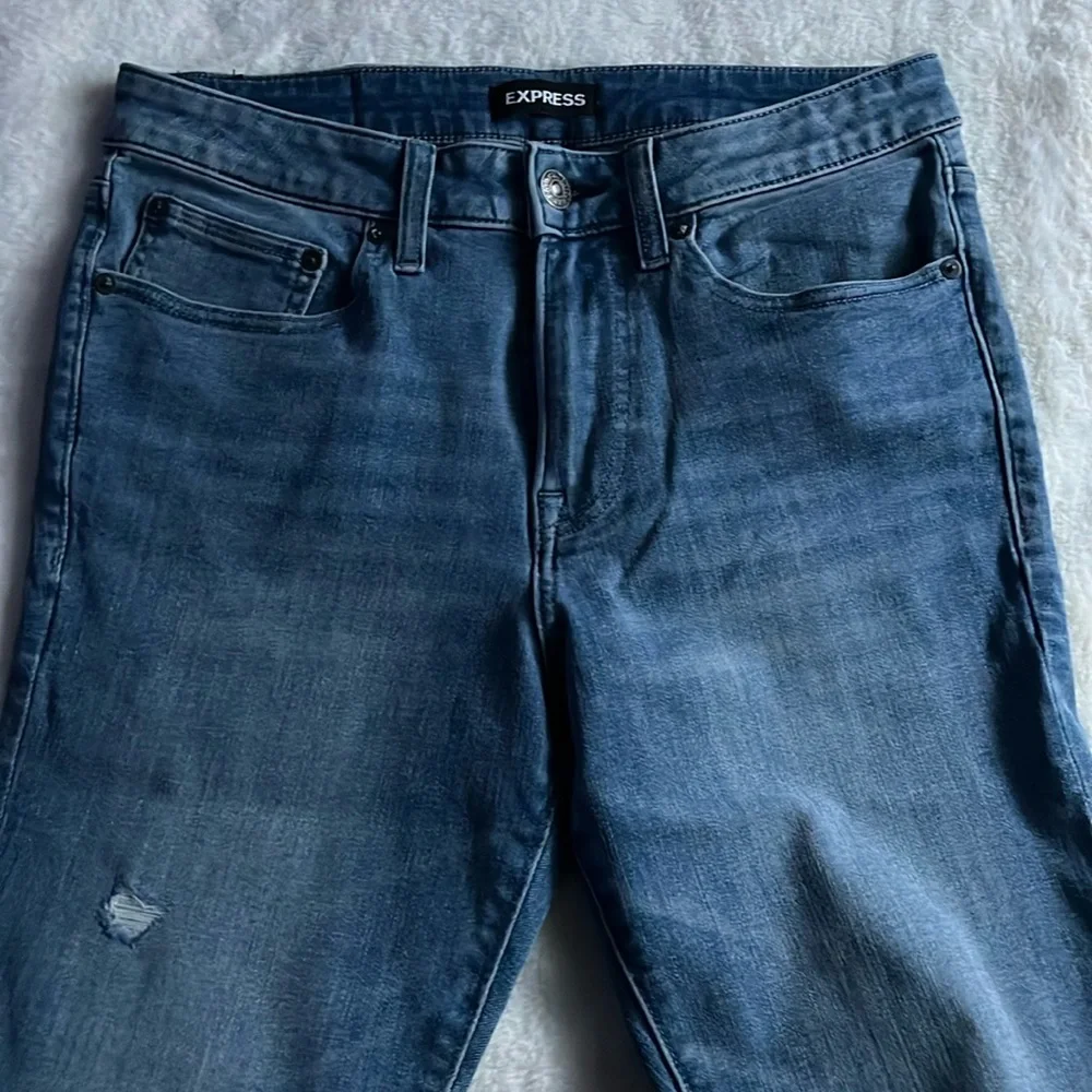 Express Jean - Picture 2 of 5